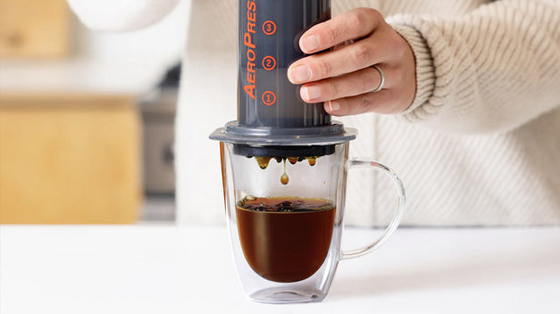 Découvrez l'Aeropress : L'Invention d'Alan Adler pour un Café d'Exception